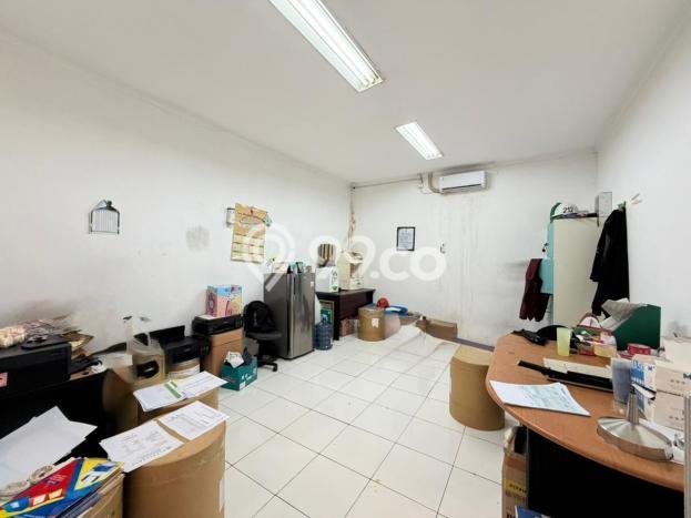 Unit Gudang Dijual di BSD Tangerang Selatan Luas Tanah 6600m2, Luas Bangunan 4088m2 Unit Gudang Dijual di BSD Tangerang Selatan Luas Tanah 6600m2, Luas Bangunan 4088m2