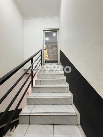 Unit Gudang Dijual di BSD Tangerang Selatan Luas Tanah 6600m2, Luas Bangunan 4088m2 Unit Gudang Dijual di BSD Tangerang Selatan Luas Tanah 6600m2, Luas Bangunan 4088m2