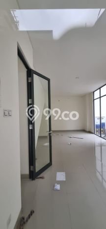 Unit Komersial Disewakan di Tangerang Area Strategis Harga Kompetitif Unit Komersial Disewakan di Tangerang Area Strategis Harga Kompetitif