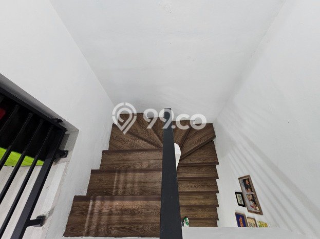 Rumah Modern 3 KT di Sektor 1E-Gading Serpong Tangerang Semi Furnished Rumah Modern 3 KT di Sektor 1E-Gading Serpong Tangerang Semi Furnished