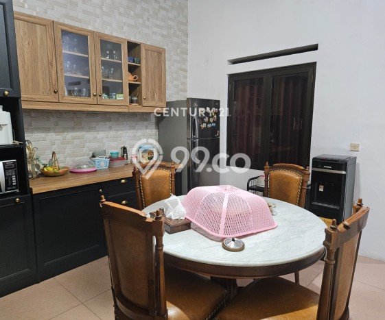Rumah 4 Kamar Tidur Desain Minimalis di Arcamanik, Dekat Pusat Kota, Bandung Rumah 4 Kamar Tidur Desain Minimalis di Arcamanik, Dekat Pusat Kota, Bandung