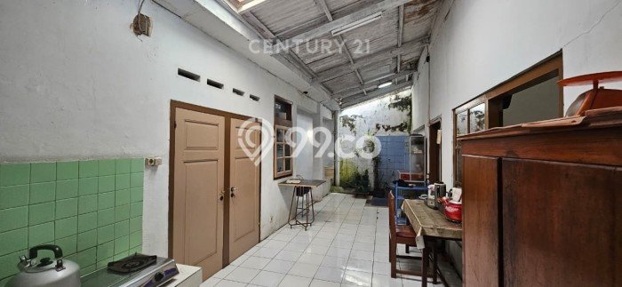 Rumah dengan Lokasi Strategis 2 KT di Babakan Ciparay, Bandung Rumah dengan Lokasi Strategis 2 KT di Babakan Ciparay, Bandung