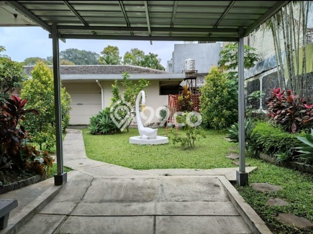 Ready to Use! Luxury House LT 800m2 Desain Elegan di Geger Kalong Ready to Use! Luxury House LT 800m2 Desain Elegan di Geger Kalong
