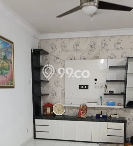 Rumah sewa siap pakai 3 Kamar Tidur di Taman Palem, Jakarta Barat Rumah sewa siap pakai 3 Kamar Tidur di Taman Palem, Jakarta Barat
