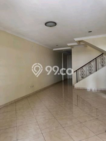 Disewakan! Rumah 3 Kamar Tidur &
2 Kamar Mandi di Legenda Wisata, Bogor Disewakan! Rumah 3 Kamar Tidur &
2 Kamar Mandi di Legenda Wisata, Bogor