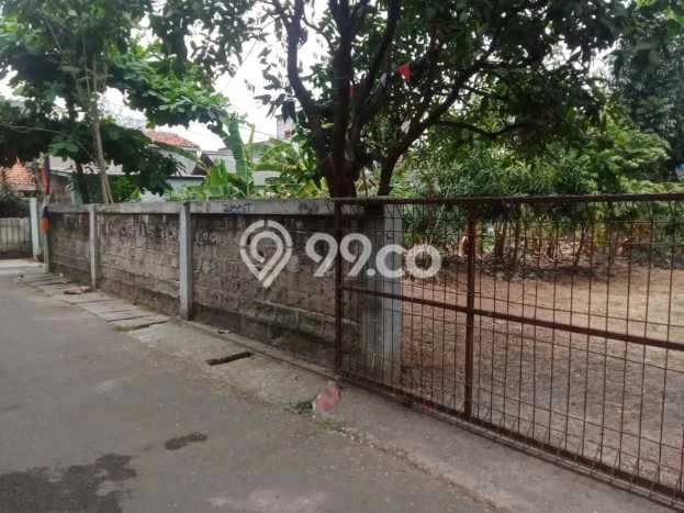 Tanah Dijual Lokasi Strategis di Jakarta Selatan dengan Luas 950m2 Tanah Dijual Lokasi Strategis di Jakarta Selatan dengan Luas 950m2