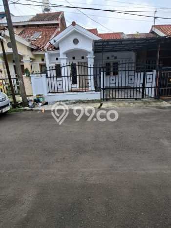 Rumah Luas Asri 3 KT Siap Huni di Harapan Indah Bekasi Rumah Luas Asri 3 KT Siap Huni di Harapan Indah Bekasi