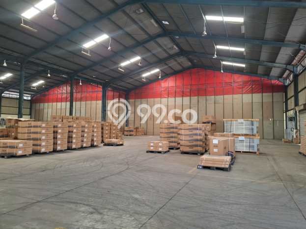 Unit Gudang Paling Strategis di Cakung Jakarta Timur dengan LB 1728m2 Unit Gudang Paling Strategis di Cakung Jakarta Timur dengan LB 1728m2