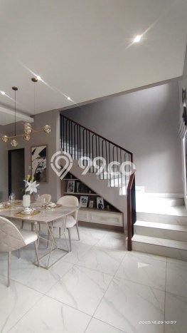 Jual Rumah Luas Megah Dengan View Cantik di Cibubur, Bekasi Jual Rumah Luas Megah Dengan View Cantik di Cibubur, Bekasi