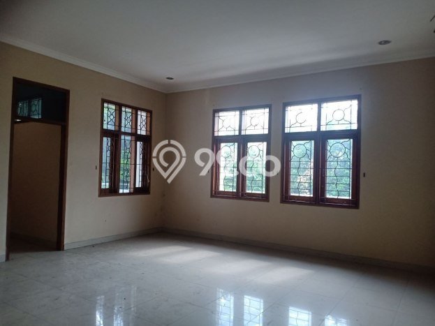 Hunian Mewah Siap Huni LT 1249m2 di Ciracas, Jakarta Timur Hunian Mewah Siap Huni LT 1249m2 di Ciracas, Jakarta Timur