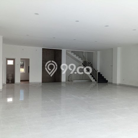 Komersial Bagus Dijual LB 600m2 Lokasi Strategis Jakarta Timur Area Cocok untuk Bisnis Komersial Bagus Dijual LB 600m2 Lokasi Strategis Jakarta Timur Area Cocok untuk Bisnis