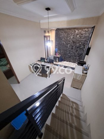 Rumah Elit Modern Siap Huni di Pondok Kelapa Jakarta Timur Rumah Elit Modern Siap Huni di Pondok Kelapa Jakarta Timur