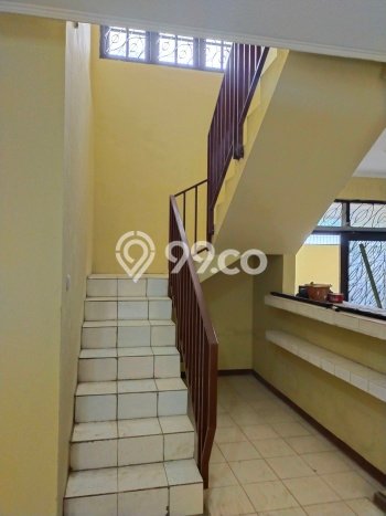 Jarang Ada! Rumah Kontrakan 5 Kamar Nyaman Siap Huni Joglo Jarang Ada! Rumah Kontrakan 5 Kamar Nyaman Siap Huni Joglo