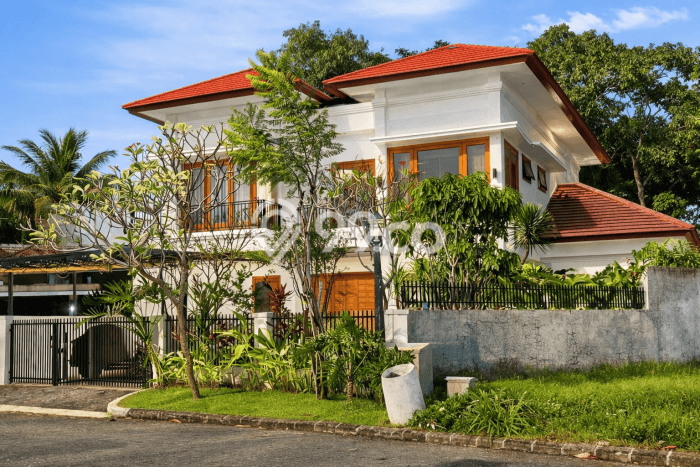 Rumah Mewah LB 250m2 Siap Pakai Desain Elegan di Katulampa, Bogor Rumah Mewah LB 250m2 Siap Pakai Desain Elegan di Katulampa, Bogor