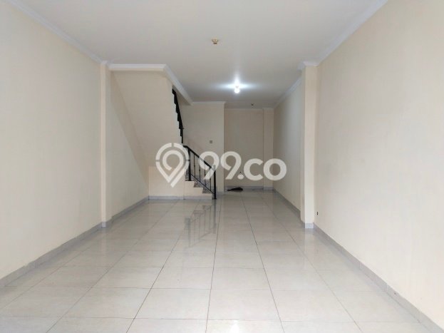 Disewakan Ruko di Kawasan Ramai Kota Luas 200m2 Disewakan Ruko di Kawasan Ramai Kota Luas 200m2