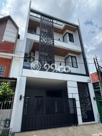 Dijual Kost Strategis di Lowokwaru, Malang 18 KT, 19 KM, Luas Bangunan 350m2 Dijual Kost Strategis di Lowokwaru, Malang 18 KT, 19 KM, Luas Bangunan 350m2
