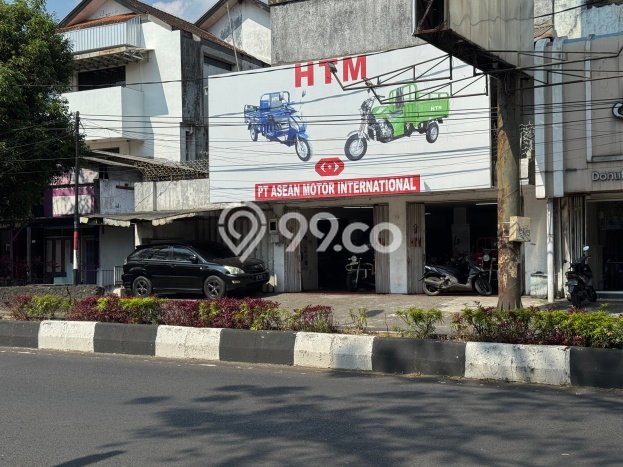 AREA KOMERSIAL! Komersial Kawasan Klojen, Luas 320m2m², Posisi Strategis AREA KOMERSIAL! Komersial Kawasan Klojen, Luas 320m2m², Posisi Strategis