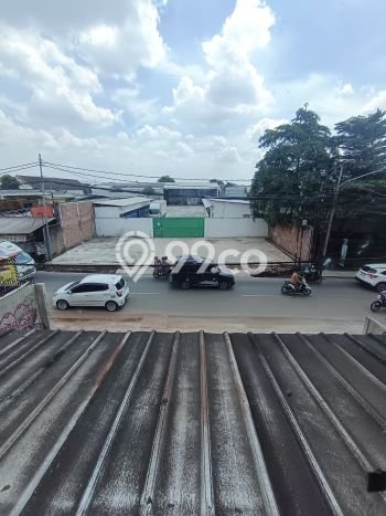 Ruko Disewa di Bekasi dengan LB 378m2 Area Komersial Ramai Ruko Disewa di Bekasi dengan LB 378m2 Area Komersial Ramai