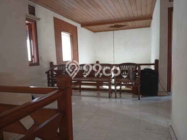 Hunian Mewah LB 320m2 Siap Huni Desain Elegan di Jatibening, Bekasi Hunian Mewah LB 320m2 Siap Huni Desain Elegan di Jatibening, Bekasi