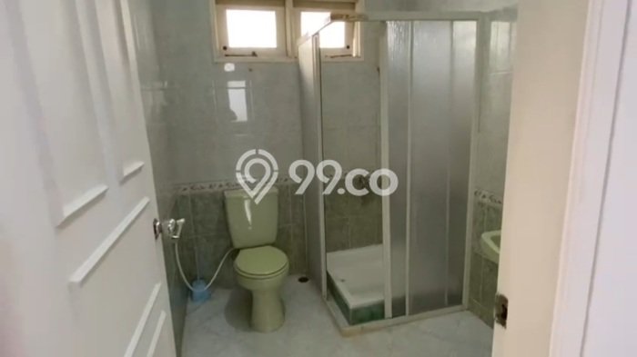 Jual Rumah Eksklusif 4 KT di Kemang Pratama, Bekasi Jual Rumah Eksklusif 4 KT di Kemang Pratama, Bekasi