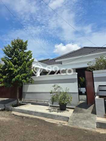 Dijual Rumah Mewah Megah Dengan View Cantik di Galaxy, Bekasi Dijual Rumah Mewah Megah Dengan View Cantik di Galaxy, Bekasi