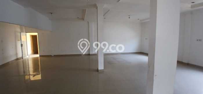 Area Strategis! Disewakan Gudang Lokasi Jatinegara, Jakarta Timur Cocok untuk Bisnis Area Strategis! Disewakan Gudang Lokasi Jatinegara, Jakarta Timur Cocok untuk Bisnis
