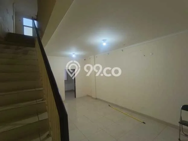 Ruko di , Luas 135m2m², Jalan Utama, Area Ramai Ruko di , Luas 135m2m², Jalan Utama, Area Ramai