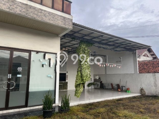 Ruko Area Bisnis Kawasan , Luas 200m2m², Jalan Raya Ruko Area Bisnis Kawasan , Luas 200m2m², Jalan Raya