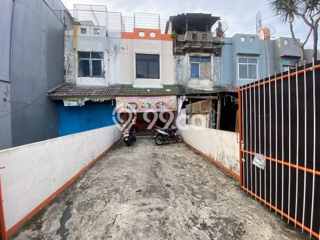 Ruko Dijual di Jakarta Barat LT 105m2 & LB 212m2 Lokasi Terbaik! Ruko Dijual di Jakarta Barat LT 105m2 & LB 212m2 Lokasi Terbaik!