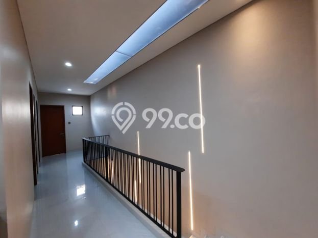 Rumah Modern 5 KT di Graha Raya Tangerang Rumah Modern 5 KT di Graha Raya Tangerang