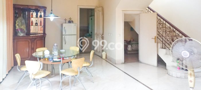 Rumah Luxury Modern Tanpa Renovasi di Cibubur Bekasi Rumah Luxury Modern Tanpa Renovasi di Cibubur Bekasi