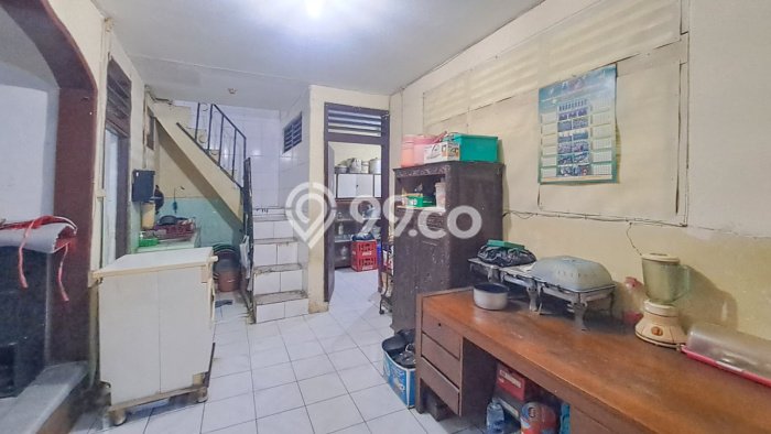 Hunian Eksklusif Dijual LT 180m2 di Tanah Abang, Jakarta Pusat Hunian Eksklusif Dijual LT 180m2 di Tanah Abang, Jakarta Pusat