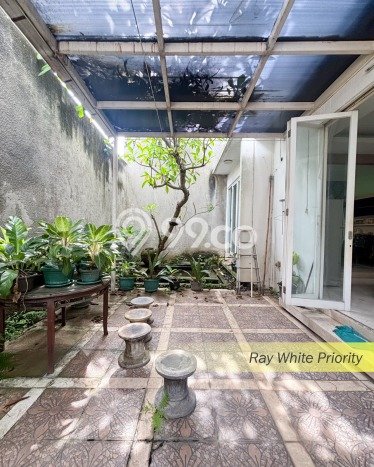 Rumah Luxury Modern Siap Huni di Bintaro Tangerang Selatan Rumah Luxury Modern Siap Huni di Bintaro Tangerang Selatan