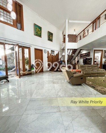 Jual Rumah Luas Megah Dengan View Eksklusif di Bintaro, Tangerang Selatan Jual Rumah Luas Megah Dengan View Eksklusif di Bintaro, Tangerang Selatan