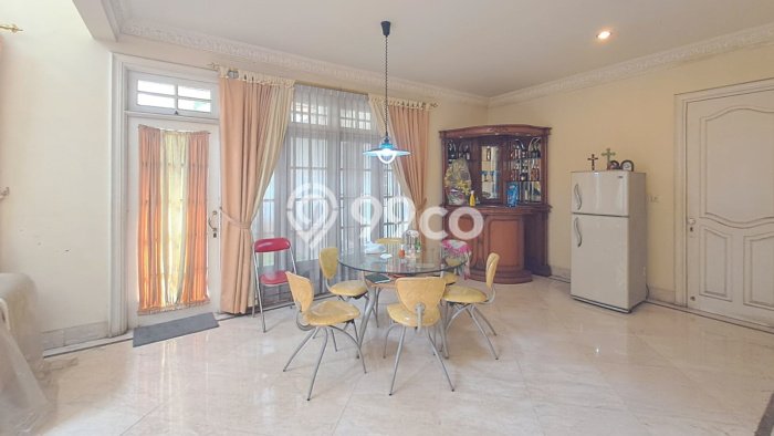 Rumah Luxury Modern Tanpa Renovasi di Cibubur Bekasi Rumah Luxury Modern Tanpa Renovasi di Cibubur Bekasi