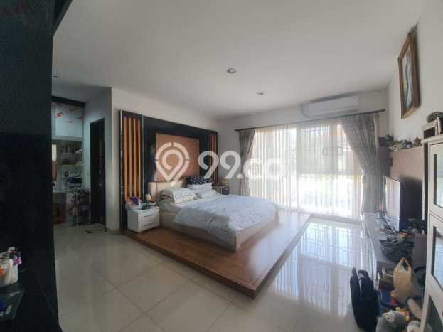 Rumah Elit LB 246m2 Siap Huni Desain Elegan di Jakarta Garden City, Jakarta Timur Rumah Elit LB 246m2 Siap Huni Desain Elegan di Jakarta Garden City, Jakarta Timur