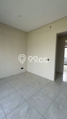 Ready to Use! Luxury House LT 220m2 Desain Modern di Kota Baru Parahyangan Ready to Use! Luxury House LT 220m2 Desain Modern di Kota Baru Parahyangan