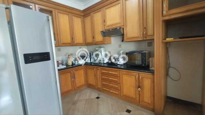 Ready to Use! Premium House LT 426m2 Desain Modern di Moch Toha Ready to Use! Premium House LT 426m2 Desain Modern di Moch Toha