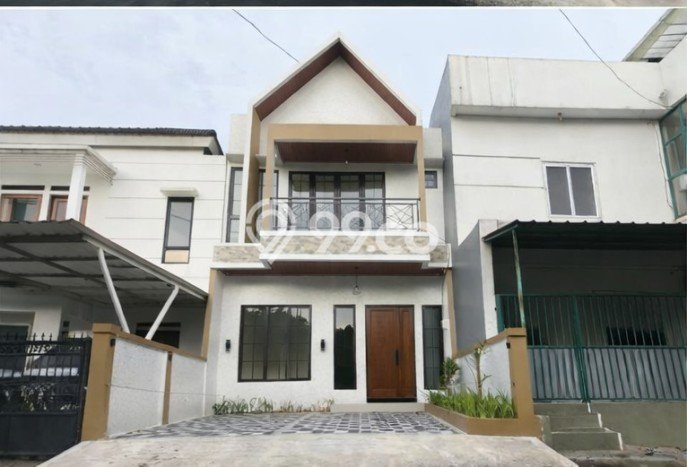 Rumah Modern Cantik 4 Kamar Bisa Langsung Pindah di Babakan Madang Rumah Modern Cantik 4 Kamar Bisa Langsung Pindah di Babakan Madang