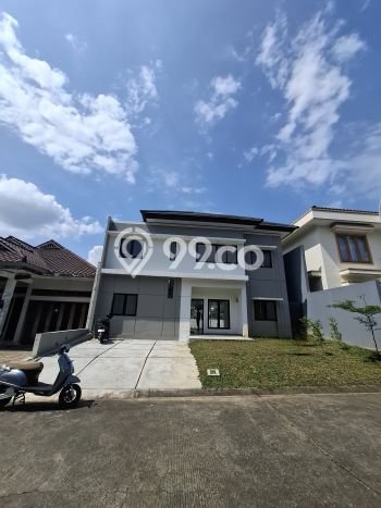 Rumah Luxury Modern Tanpa Renovasi di Sentul City Bogor Rumah Luxury Modern Tanpa Renovasi di Sentul City Bogor