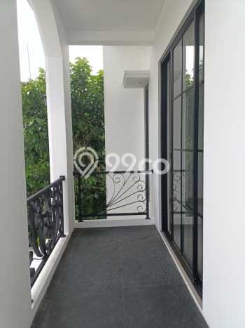 Rumah Elit LB 250m2 Siap Pakai Desain Elegan di Sentul City, Bogor Rumah Elit LB 250m2 Siap Pakai Desain Elegan di Sentul City, Bogor