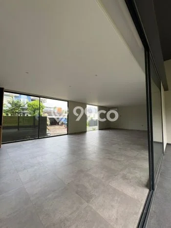 For Sale! Luxury House LT 636m2 Desain Modern di Sentul City For Sale! Luxury House LT 636m2 Desain Modern di Sentul City