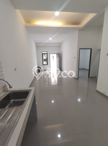 Rumah Luas Asri 2 KT Siap Huni di Sentul City Bogor Rumah Luas Asri 2 KT Siap Huni di Sentul City Bogor