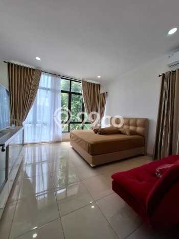 For Sale! Luxury House LT 319m2 Desain Modern di Sentul City For Sale! Luxury House LT 319m2 Desain Modern di Sentul City