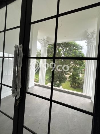Ready to Use! Premium House LT 400m2 Desain Elegan di Sentul City Ready to Use! Premium House LT 400m2 Desain Elegan di Sentul City