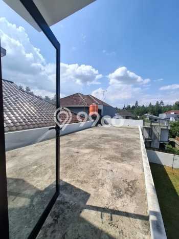 Rumah Luxury Modern Tanpa Renovasi di Sentul City Bogor Rumah Luxury Modern Tanpa Renovasi di Sentul City Bogor
