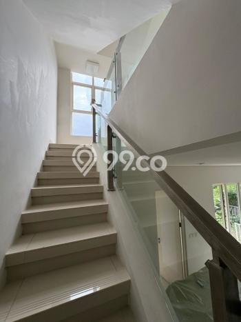 Rumah Luxury Modern Tanpa Renovasi di Sentul City Bogor Rumah Luxury Modern Tanpa Renovasi di Sentul City Bogor