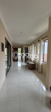 Rumah Elit Modern Tanpa Renovasi di Sentul City Bogor Rumah Elit Modern Tanpa Renovasi di Sentul City Bogor