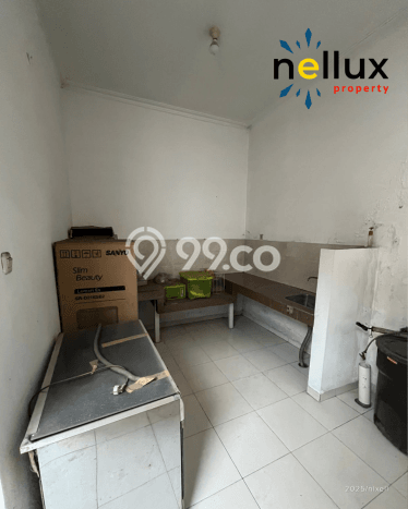 DIJUAL CEPAT! Rumah Asri di , Bandung, Luas 200m2m² Bangunan 180m2m² Bisa Nego! DIJUAL CEPAT! Rumah Asri di , Bandung, Luas 200m2m² Bangunan 180m2m² Bisa Nego!