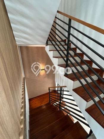 Rumah Luxury Modern Siap Huni di Dago Bandung Rumah Luxury Modern Siap Huni di Dago Bandung